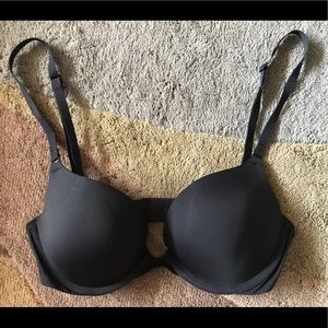 Victoria’s Secret pink push up bra